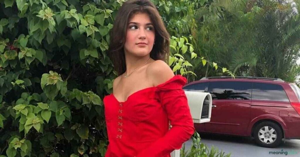 Jenny Popach Early Life and Education